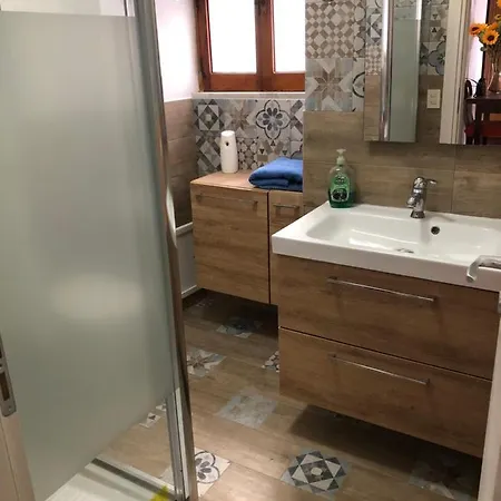 Holiday home La Casetta Di Angela Sant'Ambrogio (Sicily)